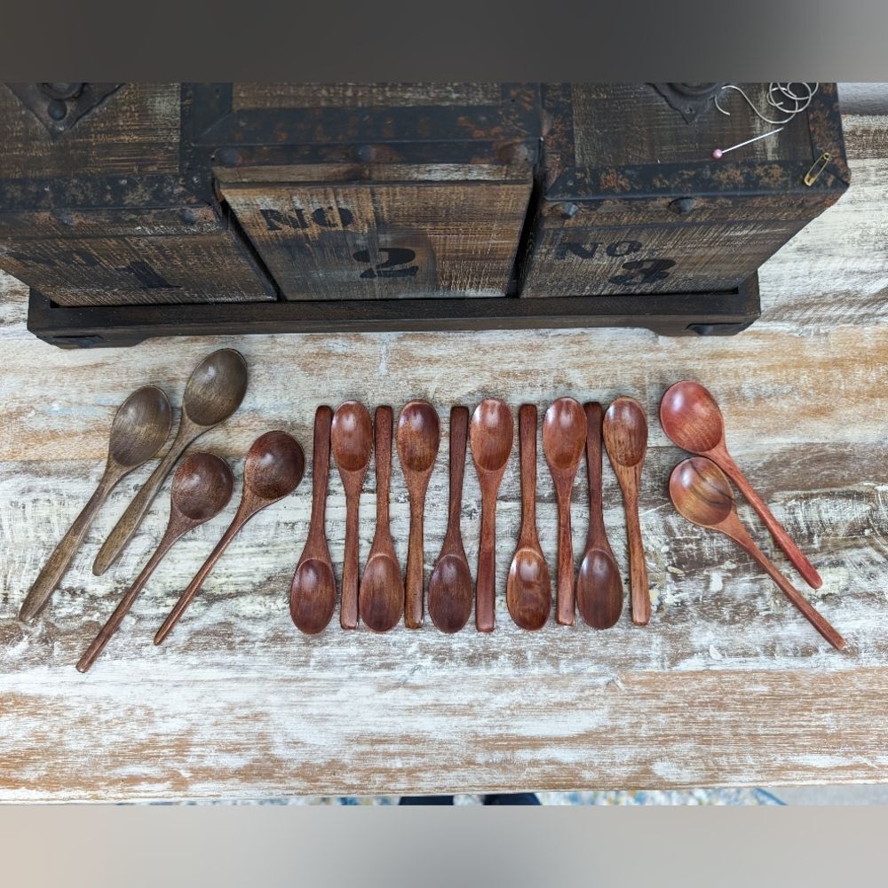Wood Soup/Teaspoons 10 Small HansGo, 6 Large
